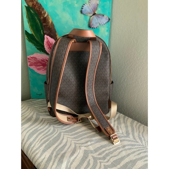 Michael Kors Large Backpack - Picture 3 of 8